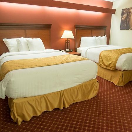Shepherd Mountain Inn & Suites Pilot Knob Экстерьер фото
